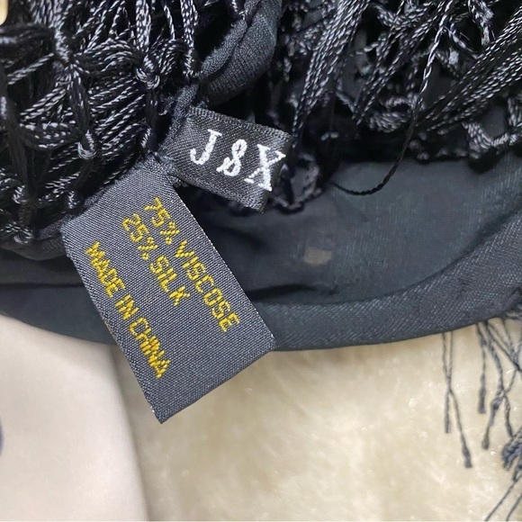 Vintage J & X Fringe Shall purple and black velvet silk - Picture 7 of 8